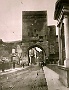 Nel marzo 1890 fu aperto il passaggio pedonale nella porta di Ponte Molino (Fausto Levorin Carega)